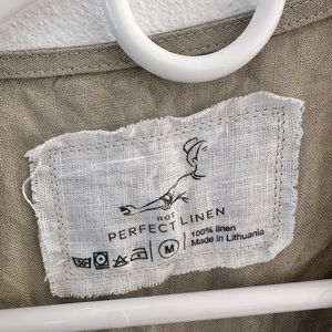 not perfect linen dress. perfect condition .